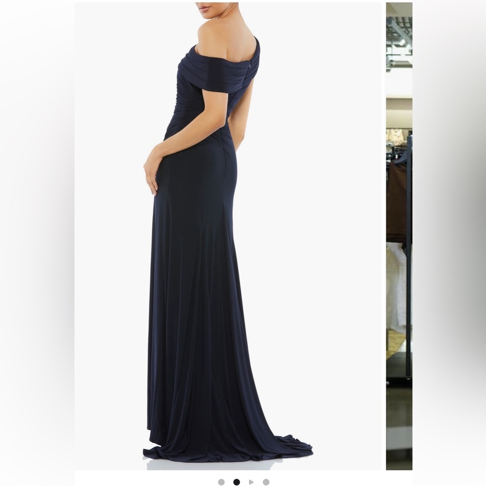 leena for Mac Duggal ruched one-shoulder trumpet gown